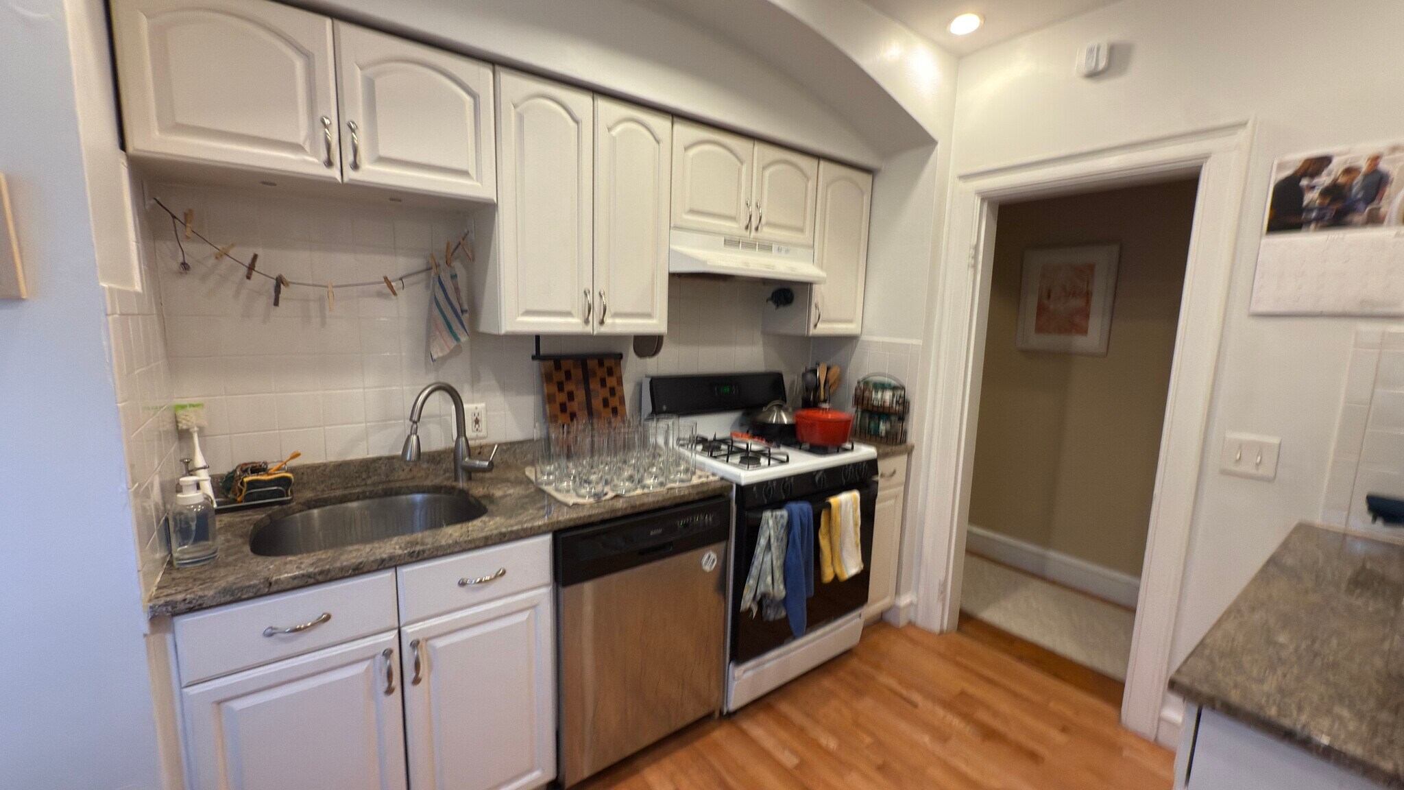 Building Photo - 17 Monmouth Ct