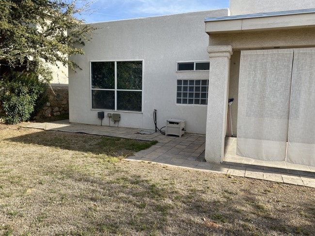 Building Photo - 12564 Western Gull Dr