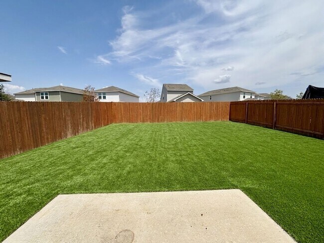 Building Photo - 5227 Hickory Pl
