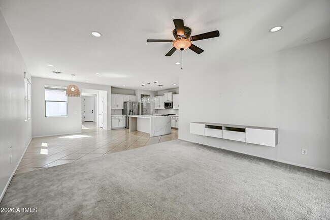 Building Photo - 23862 W Gibson Ln