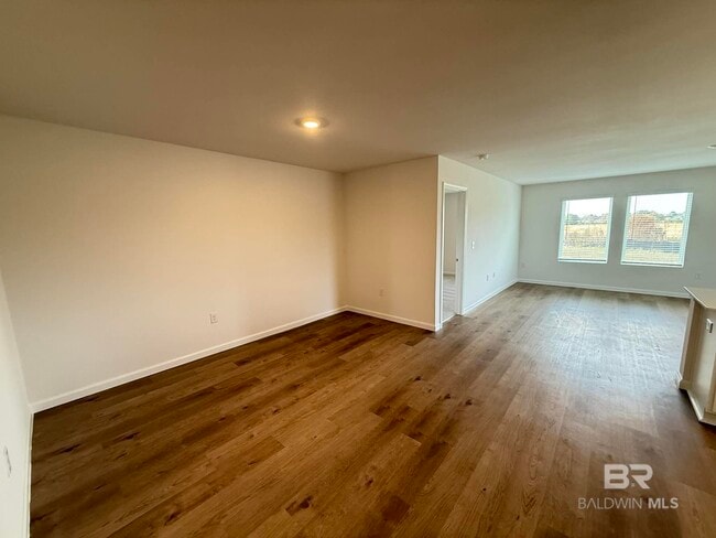 Building Photo - 16223 Eden St