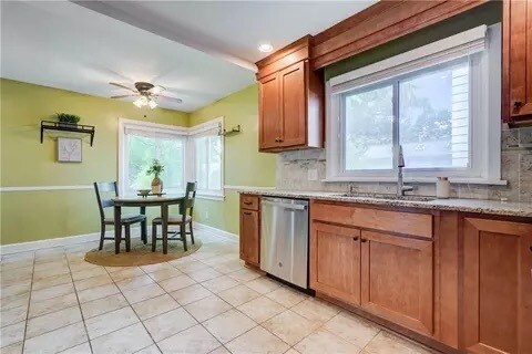 Building Photo - 52 Edgemont Rd