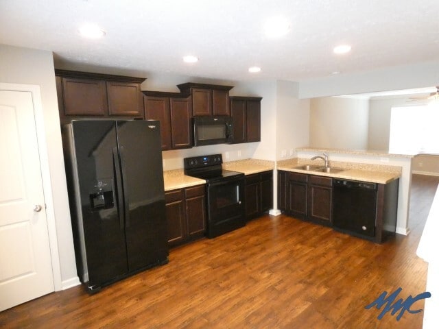 Building Photo - 2521 Jackalope St