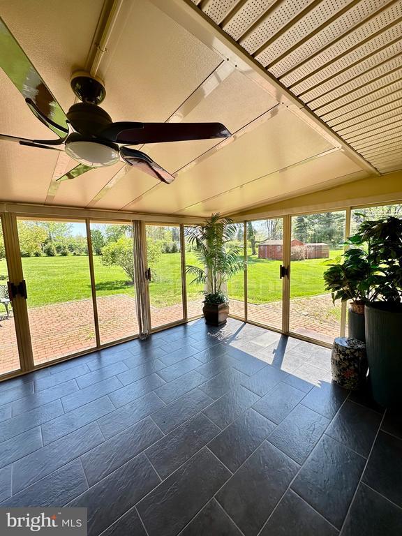 Building Photo - 29 Downing Cir