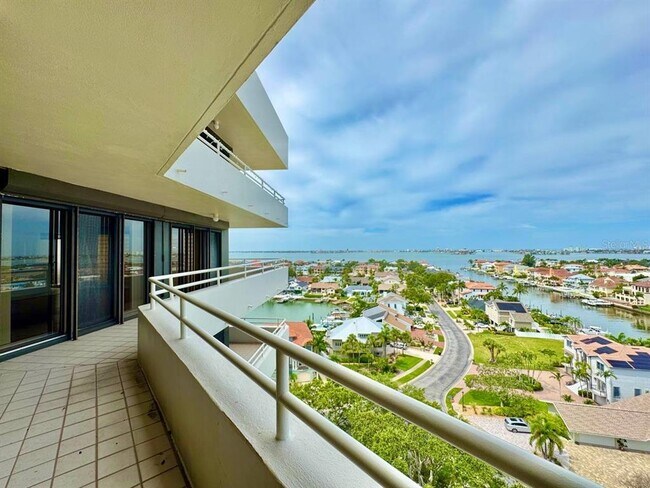 Building Photo - 5950 Pelican Bay Plaza S