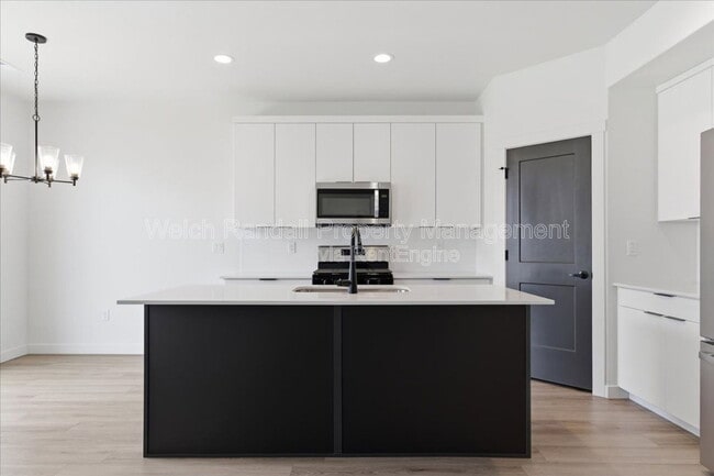 Building Photo - 3668 S 4525 W