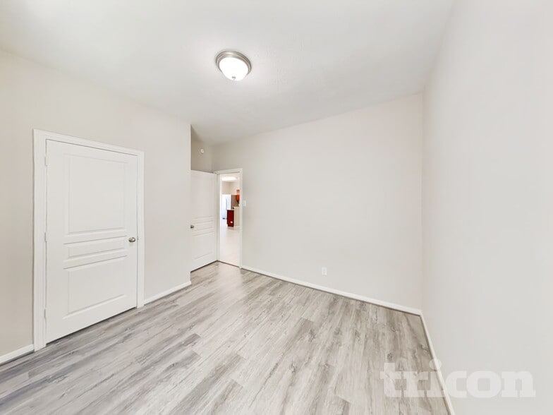 Building Photo - 11114 Kingsnorth Dr