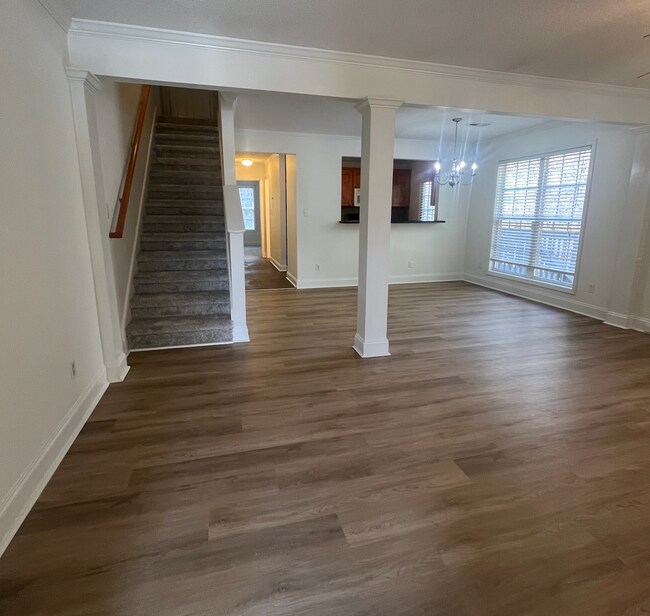 Building Photo - 108 Bentwood Cir