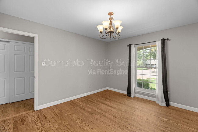 Building Photo - 16610 Green Needle Ct