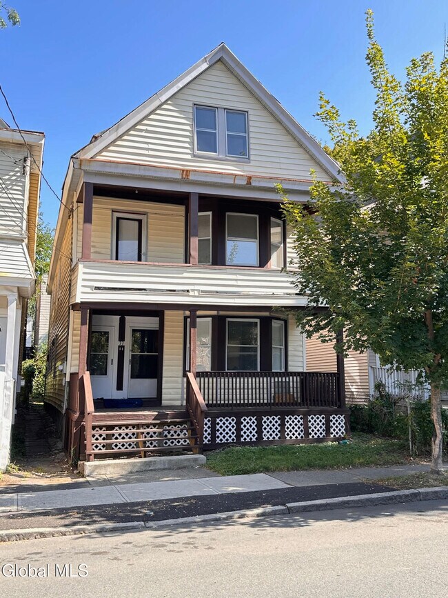 Primary Photo - 33 Morris St