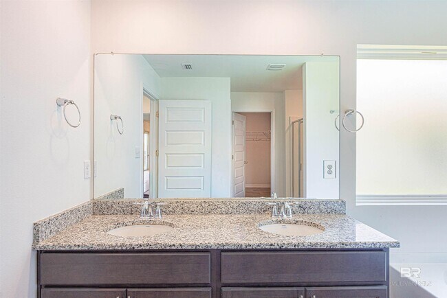 Building Photo - 23294 Shadowridge Dr