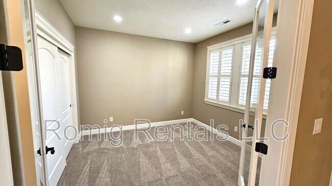 Building Photo - 13001 NW 49th Ave