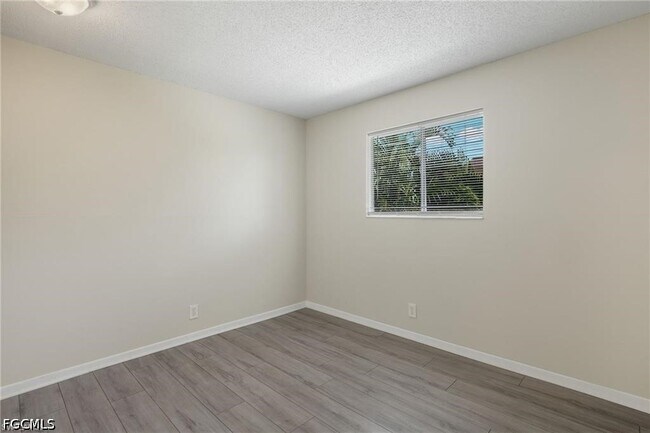 Building Photo - 3300 Royal Canadian Trace