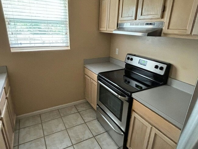 Building Photo - 3178 Huttersfield Cir