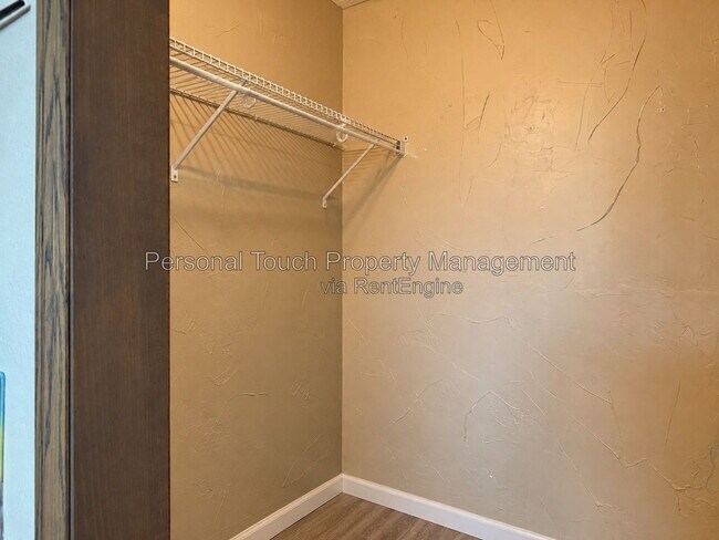 Building Photo - 6214 24th St S