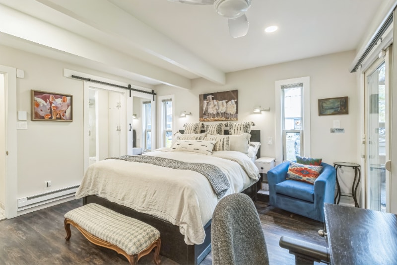 Building Photo - 989 Tahoe Blvd