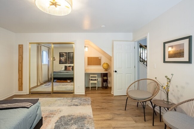 Building Photo - Ultra Unique Chico Tree House in The Avenues