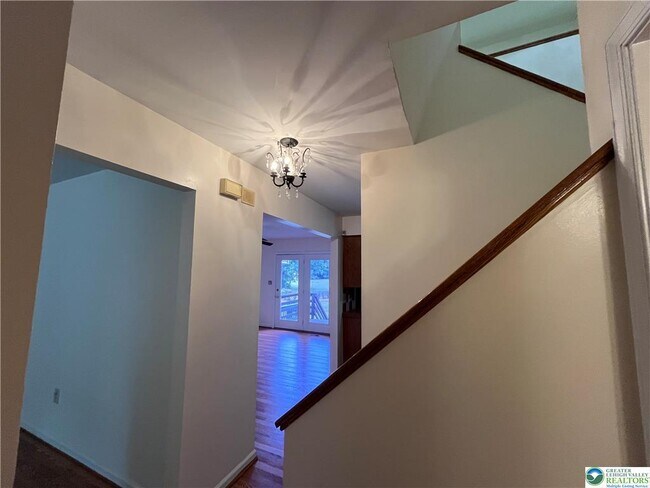 Building Photo - 5628 Grace Ave