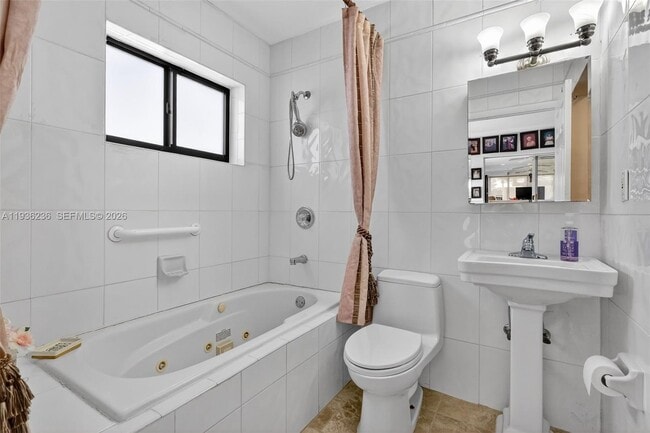 Building Photo - 17841 NW 84th Ct