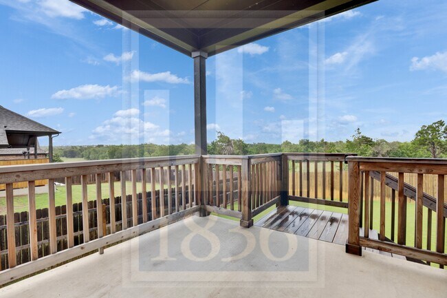 Building Photo - 17609 Chino Ln