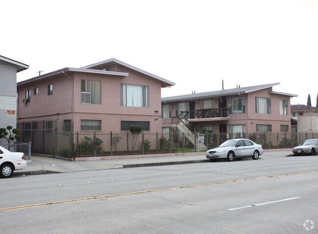 Building Photo - 3372-3376 Martin Luther King Jr Blvd