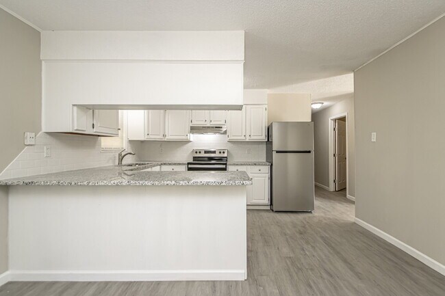 Building Photo - Charming 3-Bedroom Home on a Spacious Lot in Benton, AR – Perfect for Comfortable Living!