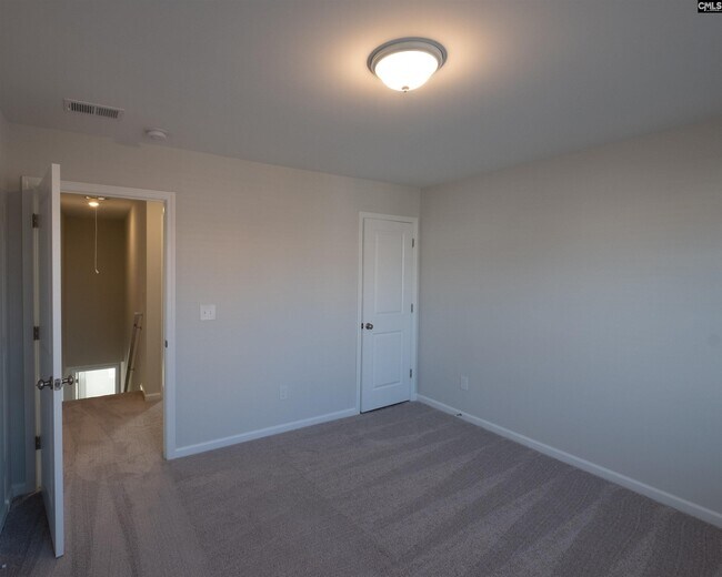 Building Photo - 925 S Desert Orch Ln