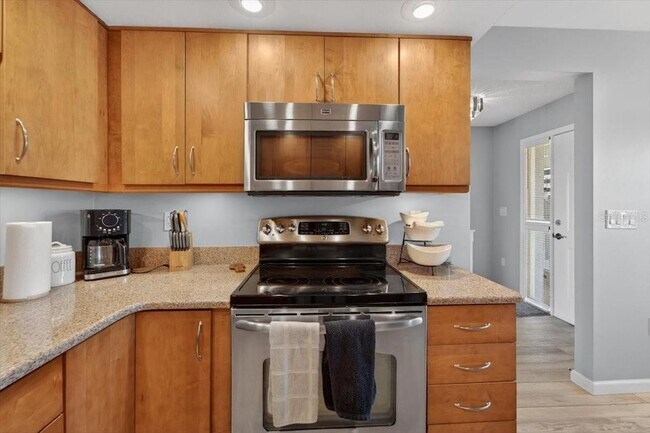 Building Photo - 1343 Perico Point Cir
