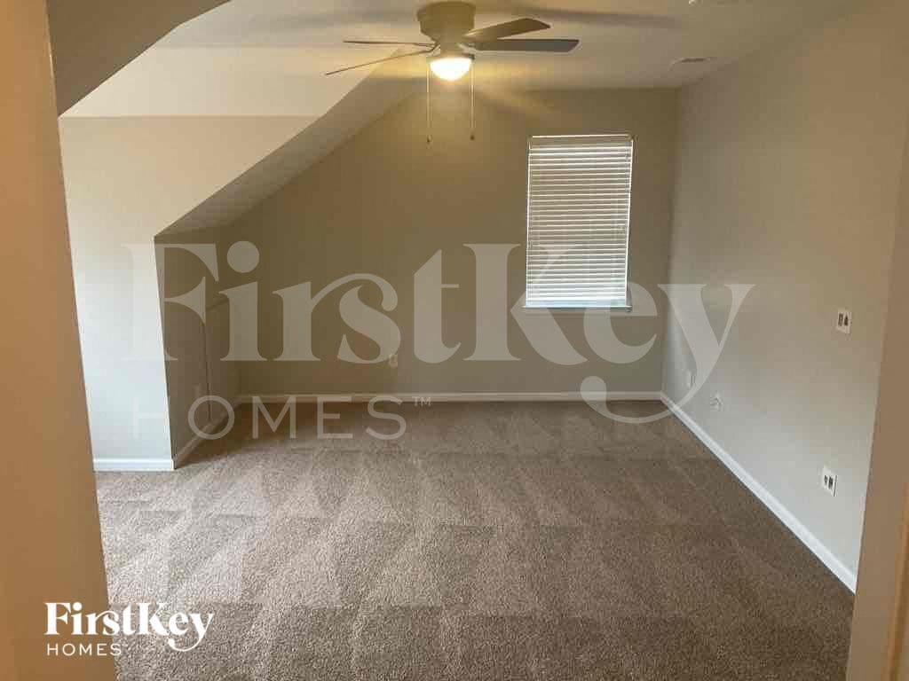 Building Photo - 11440 Callahan Mill Dr