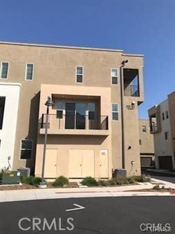 Building Photo - 167 Cadence