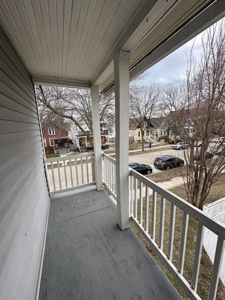 Balcony - 2761 N Booth St