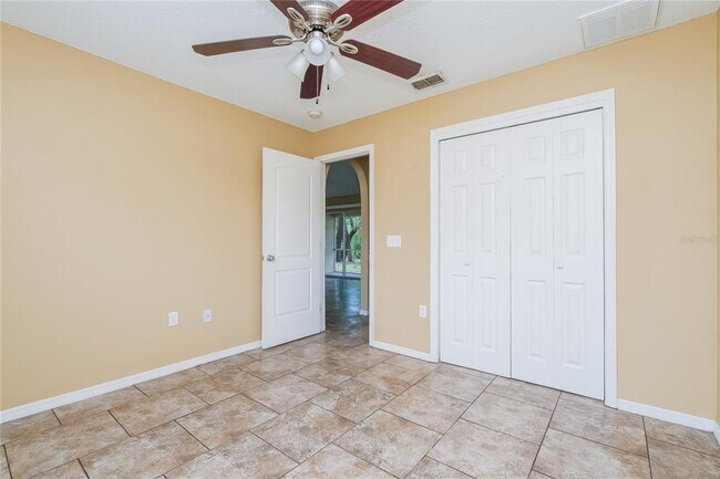 Building Photo - 1641 Larkin Rd