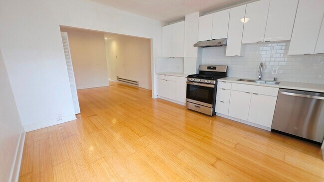 Building Photo - 275-281-281 27th Ave