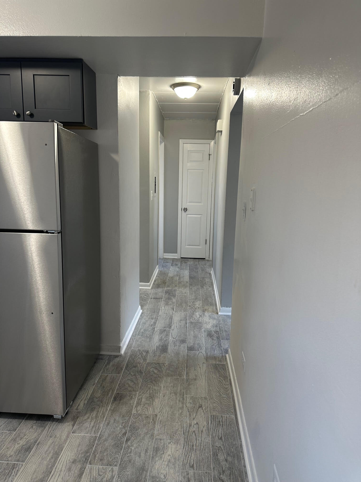 Building Photo - 1400 Carol St