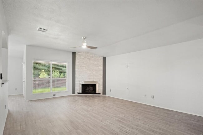 Building Photo - 416 Ponderosa Trail