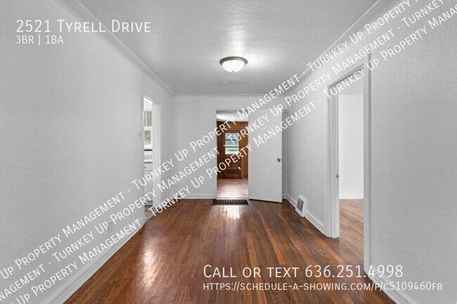 Building Photo - 2521 Tyrell Dr