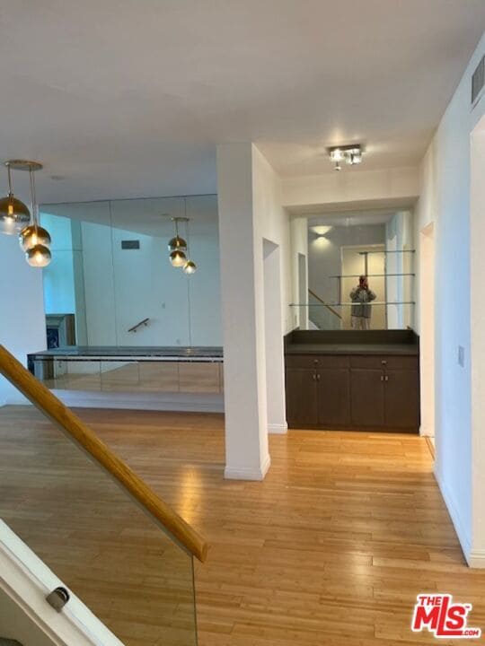 Building Photo - 4338 Redwood Ave