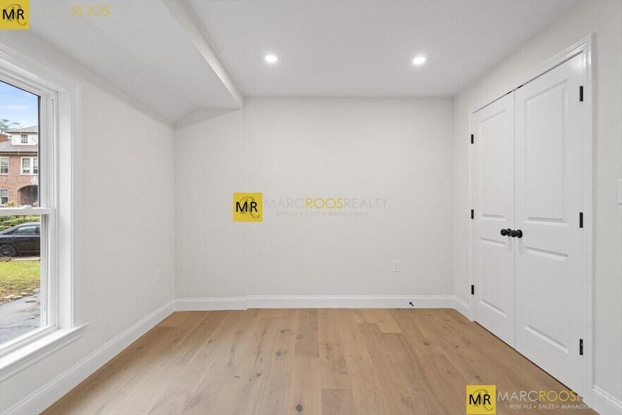 Building Photo - 59 Nottinghill Rd