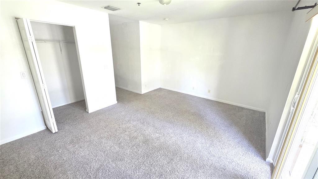 Building Photo - 4605 SW 75th Way