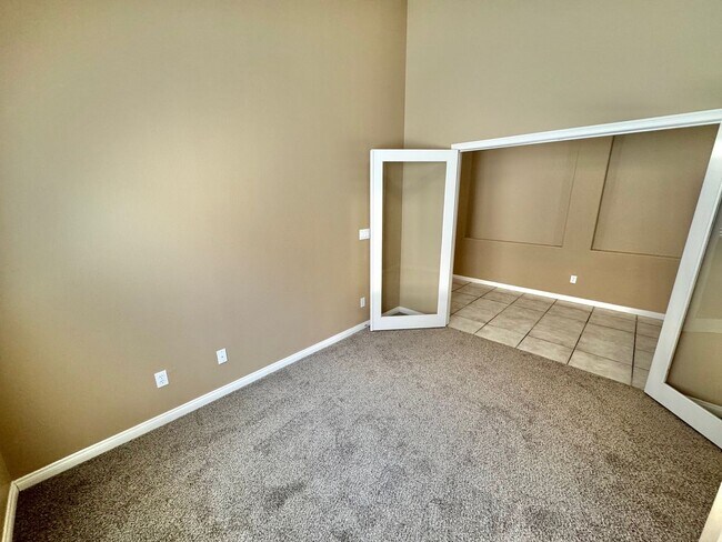 Building Photo - BEAUTIFUL 3 BEDROOM CONDO IN THE STETSON R...
