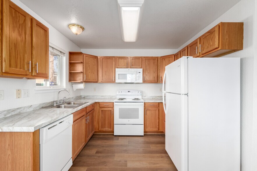 Building Photo - 3249 N Madison St