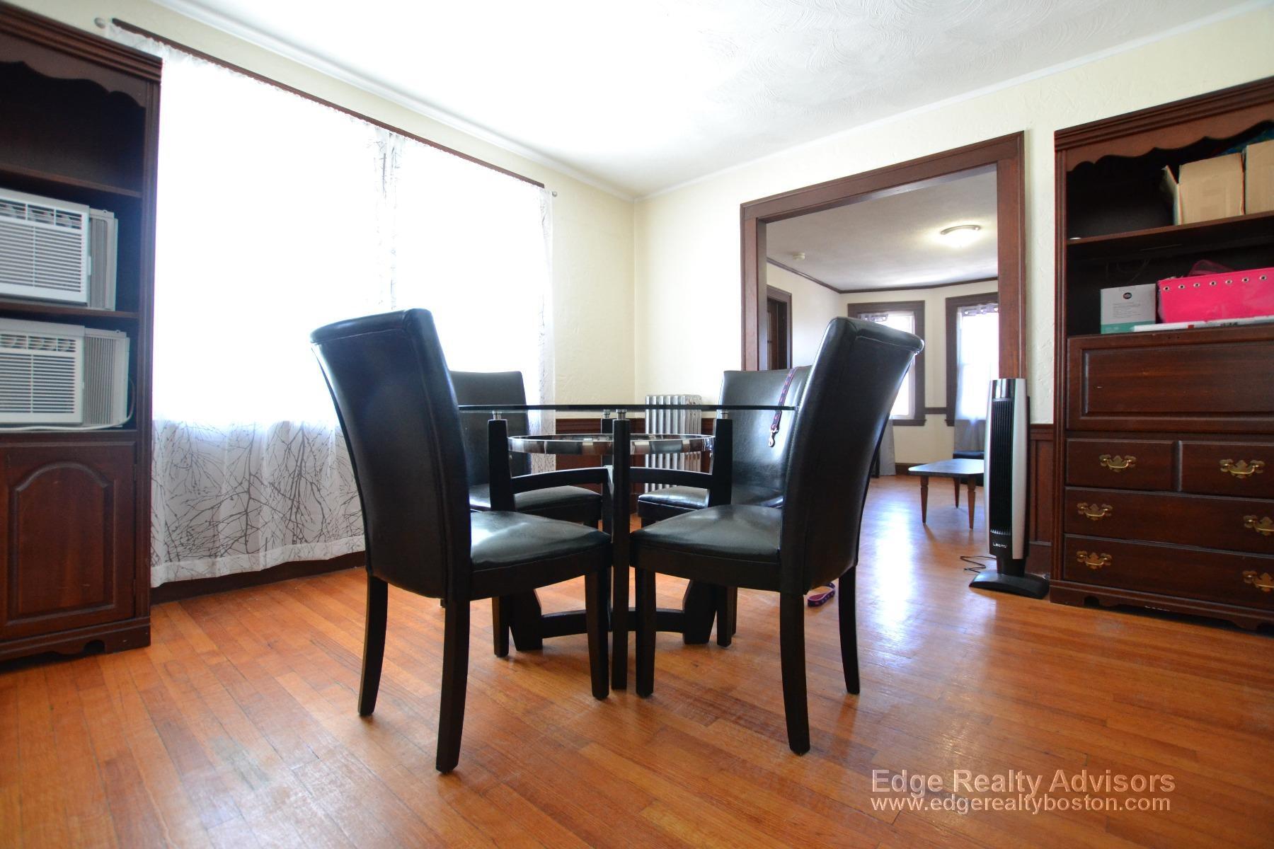 Building Photo - 55 Brock St