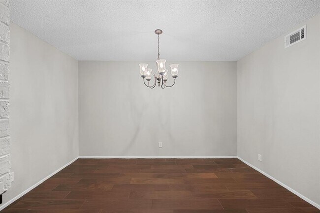 Building Photo - 4159 Steck Ave