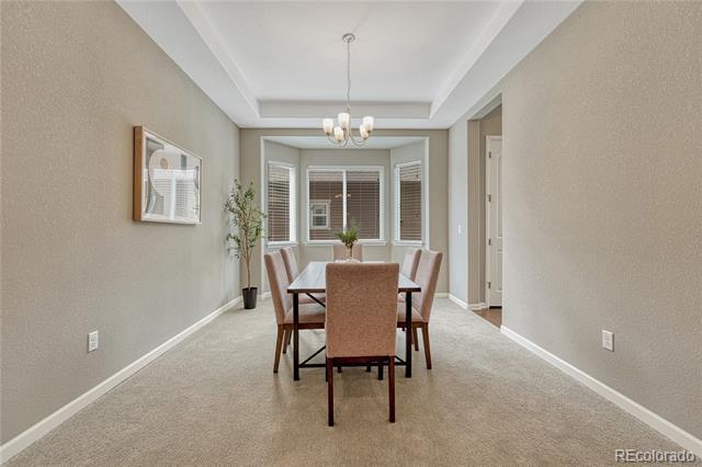 Building Photo - 681 E Dry Creek Cir