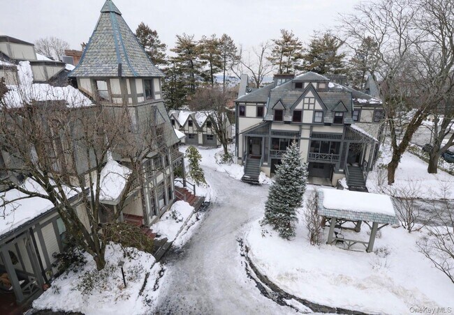 Building Photo - 16 Clinton Ave