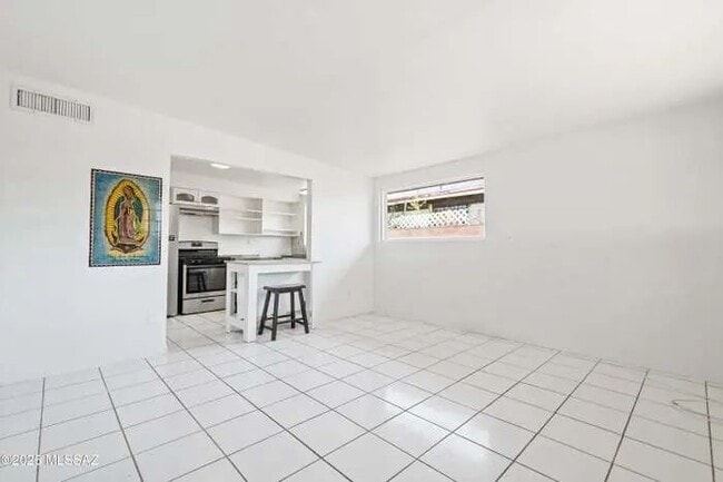 Building Photo - MICHELLE LEE FOLEY