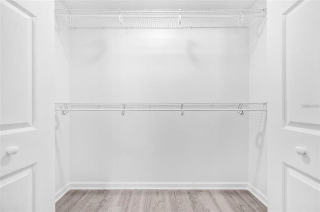 Building Photo - 1523 NE 1st Ave