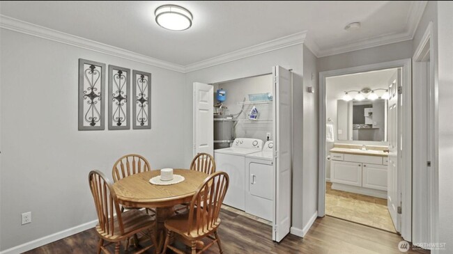 Building Photo - Great location, quiet first floor end unit...