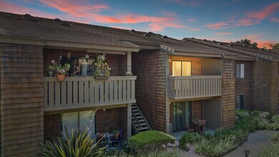 Building Photo - Stunning 1 Bedroom 1 Bath in Dana Point