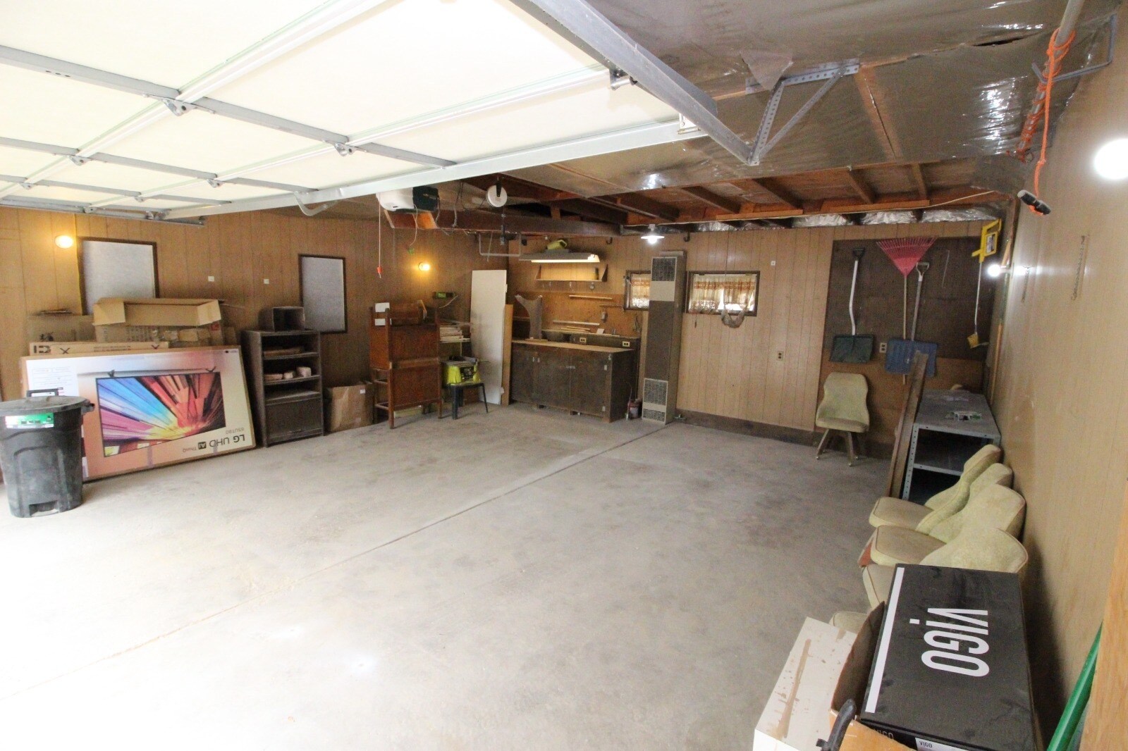 Building Photo - 24301 Colgate St